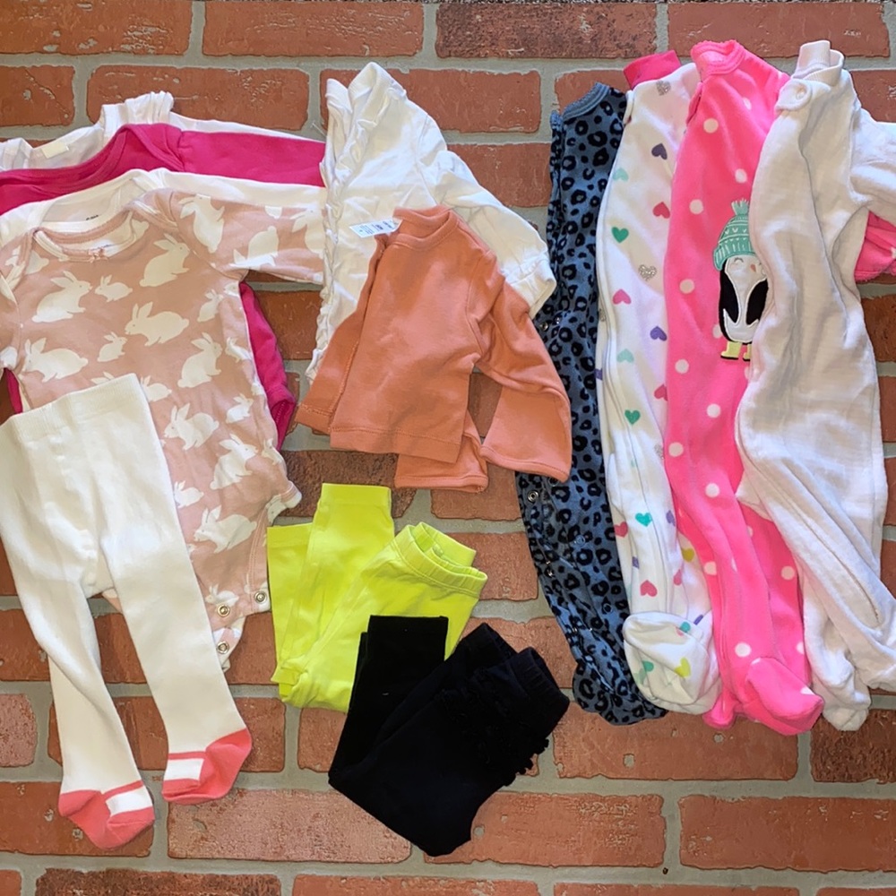Babygirl 6m fall/winter onesie footies bundle!!